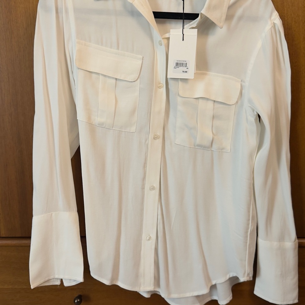 RARE NWT Something Navy Cream Collared Button-Front Top